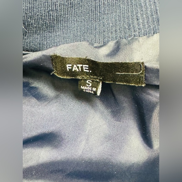 FATE Navy Blue Quilted Vest, Size SMALL - Stretchable Sides - Picture 4 of 4